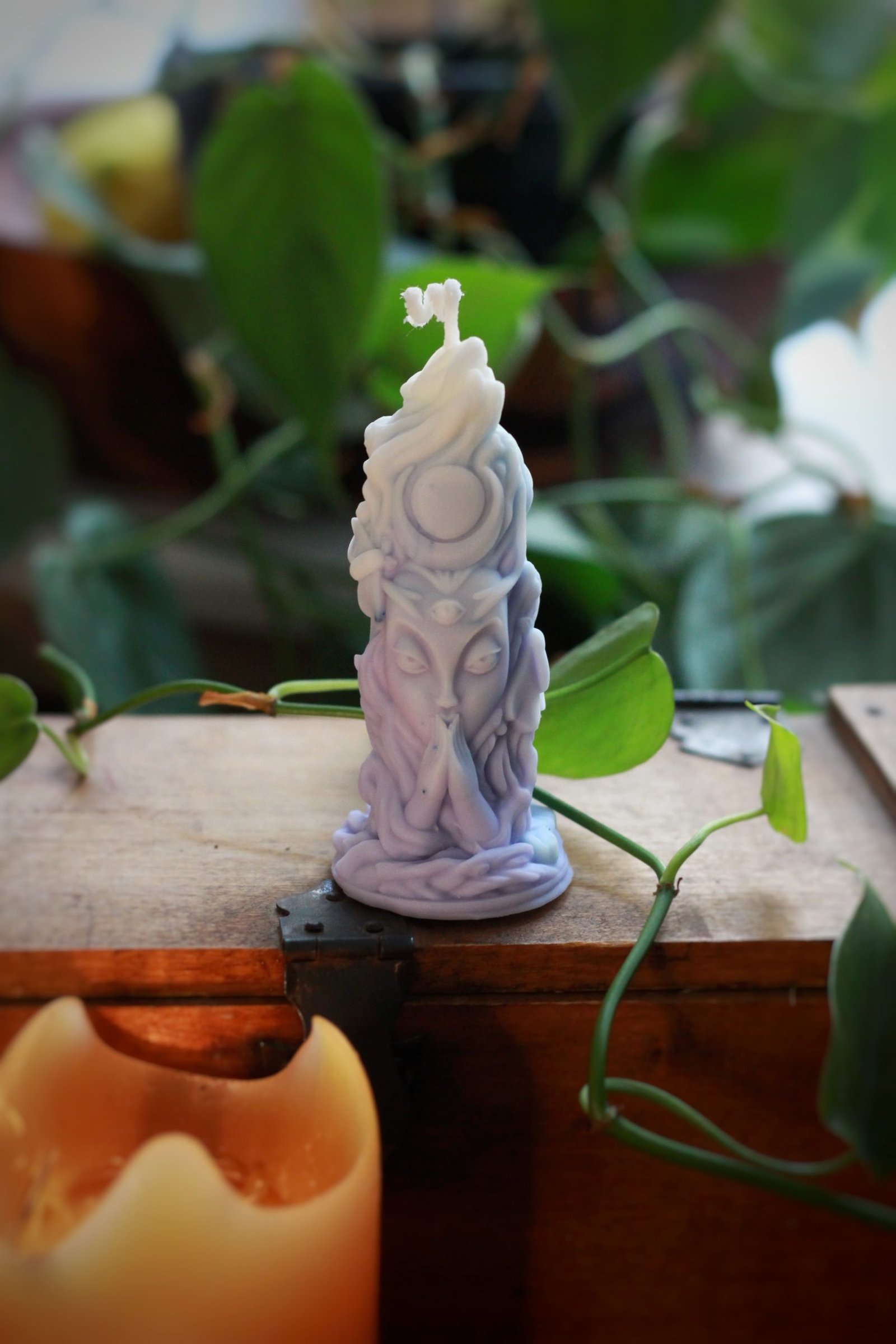 Gardienne de la Lune à la Violette – Image 2